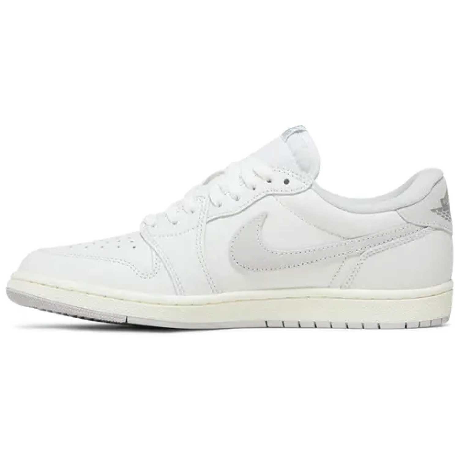 Air Jordan 1 Retro Low 